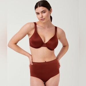 NWT- SPANX Satin Unlined Full Coverage Bra
